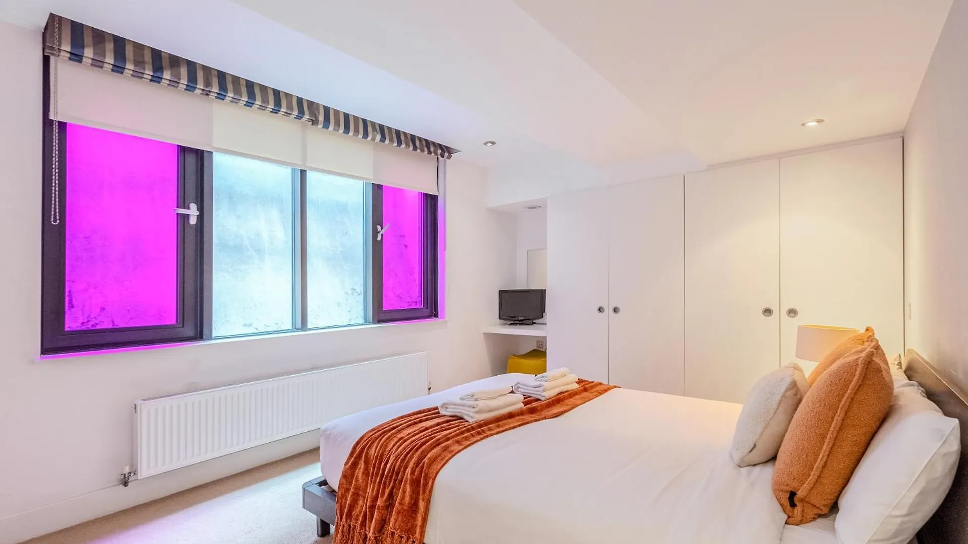Modern 1Br Duplex Near Monument Apartment London United Kingdom